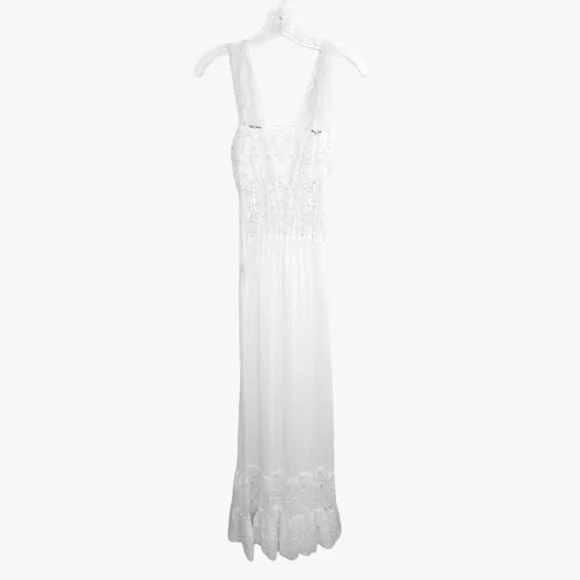 chinese dress ladies Flwydran Women's Lace Vintage Victorian Nightgown Ladies Sleeveless Sleep  Dress Black at Amazon Women's Clothing store